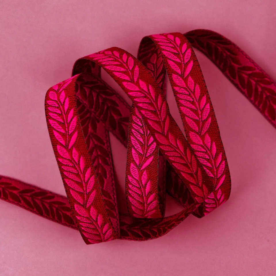 Renaissance Ribbon Foliage Berry Schleifenband 3/8" 1 Yard