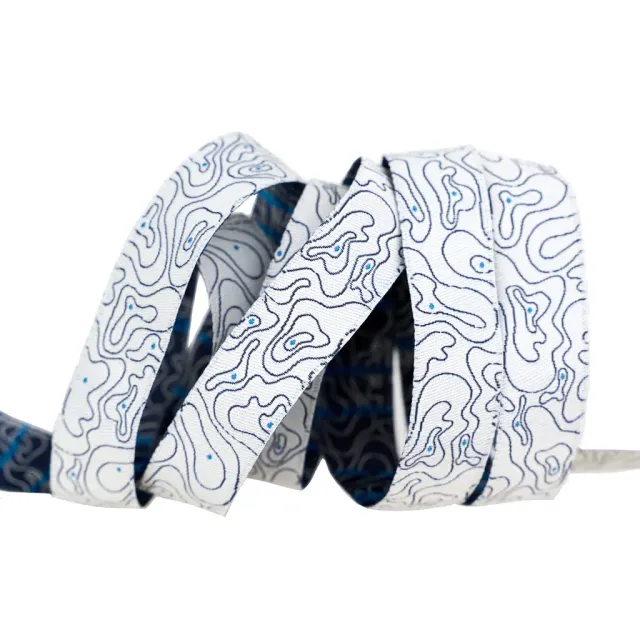 Renaissance Ribbon High Flight Topography Schmuckband