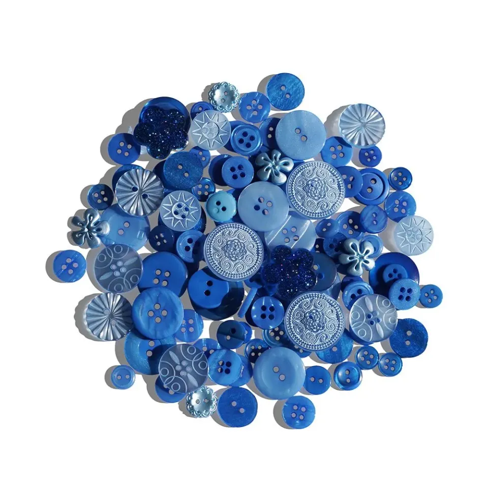 Buttons Galore Sapphire Quartz Knopfbox Blau 100 Stück