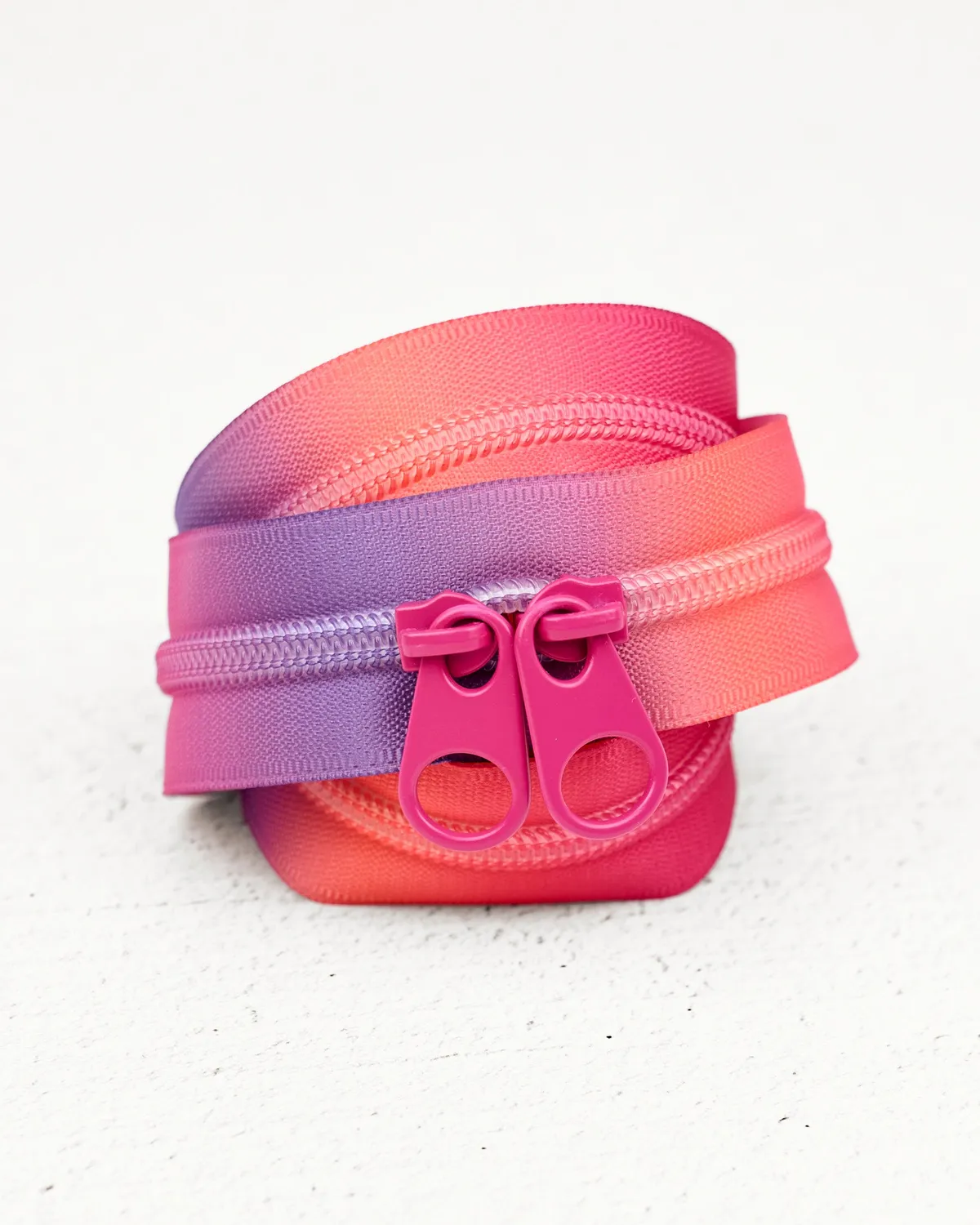 Renaissance Ribbons Sunbaked Fade Handbag Zipper