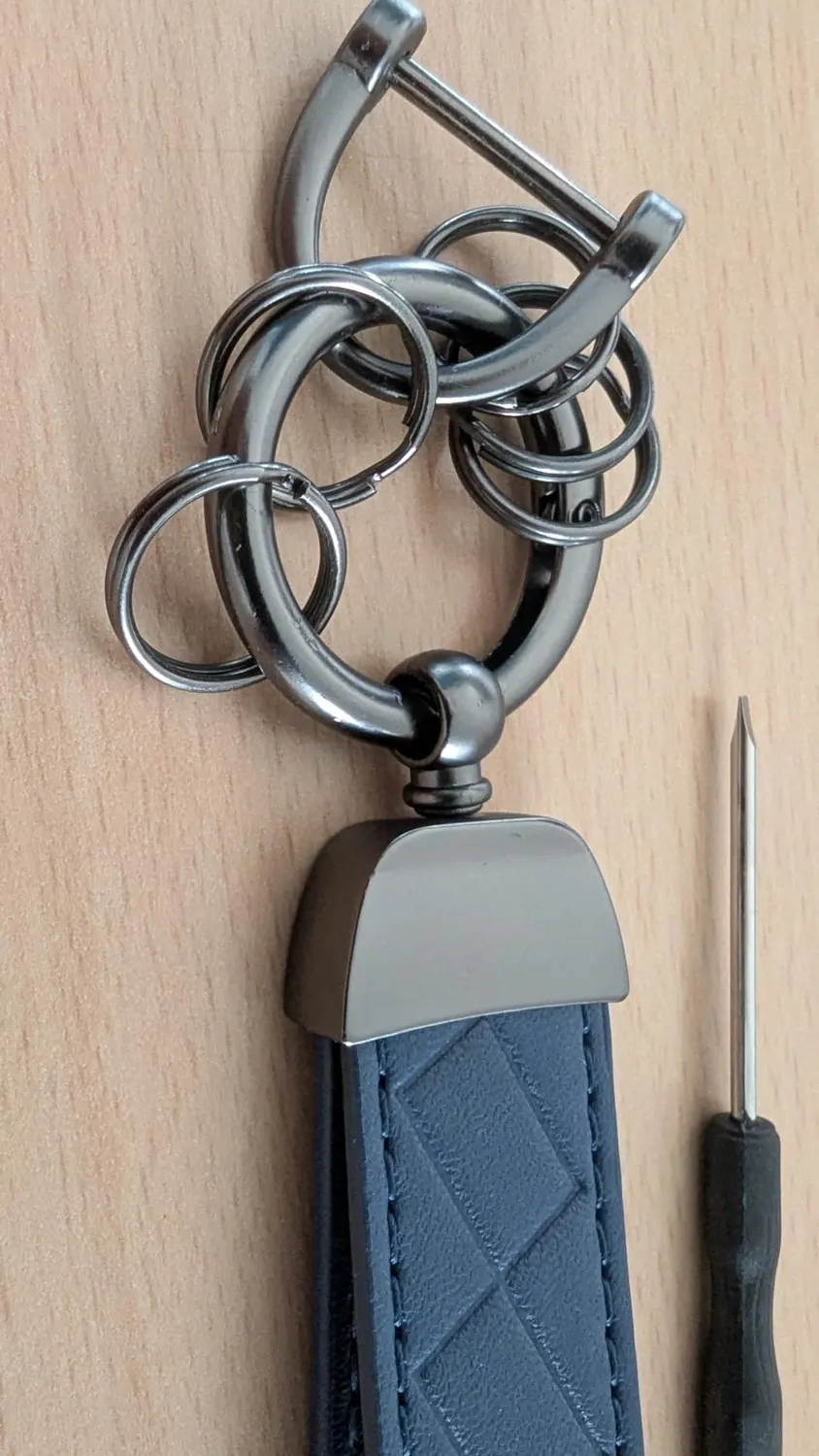 MORSUNBELA Auto Schlüsselanhänger Schlüsselbund aus Kunstleder
