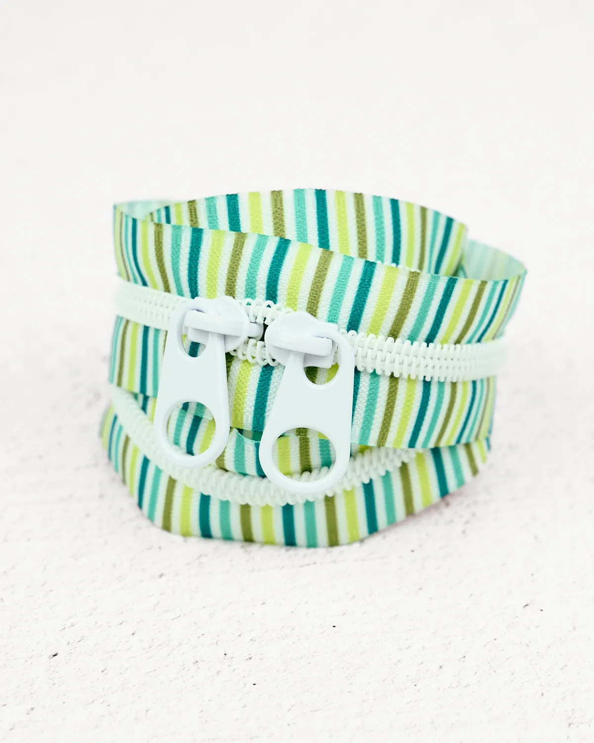 Renaissance Ribbon Coastal Glow #5 Reissverschluss