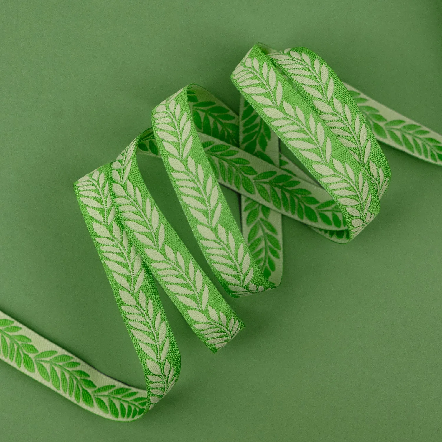 Renaissance Ribbon Foliage Schmuckband 1 Yard Polyester