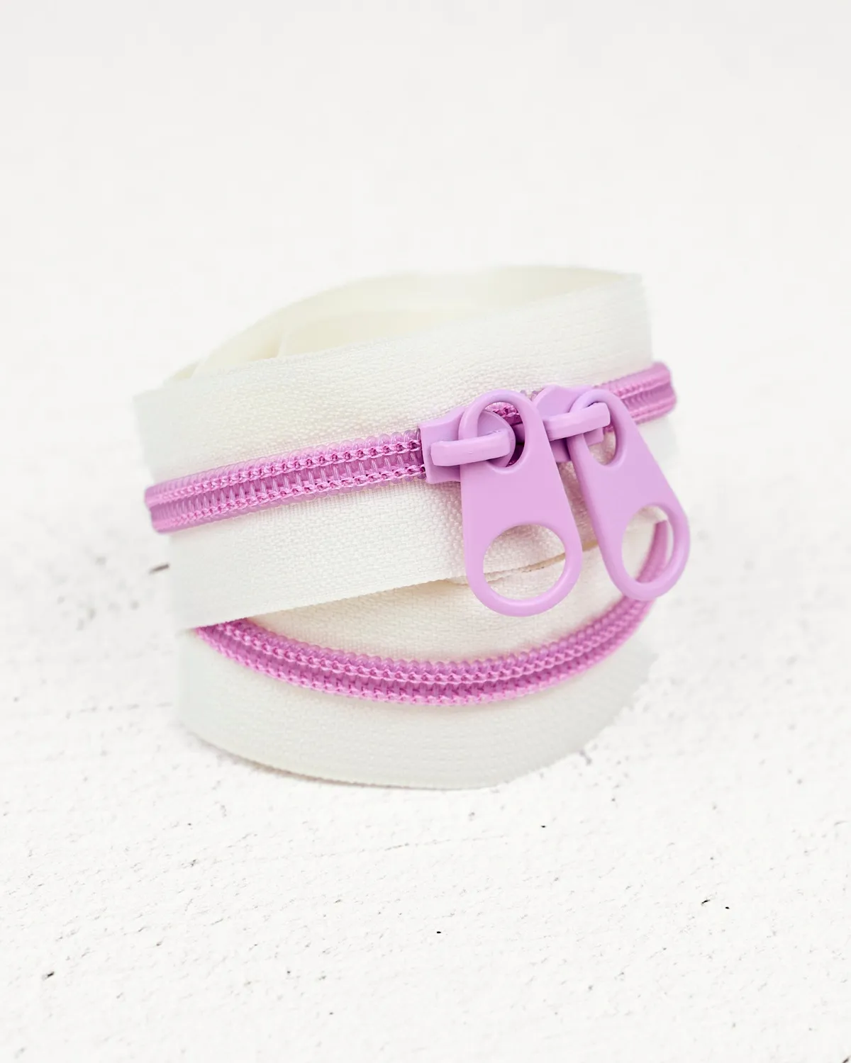 Renaissance Ribbon Violet Mist Taschenreißverschluss Doppelschieber