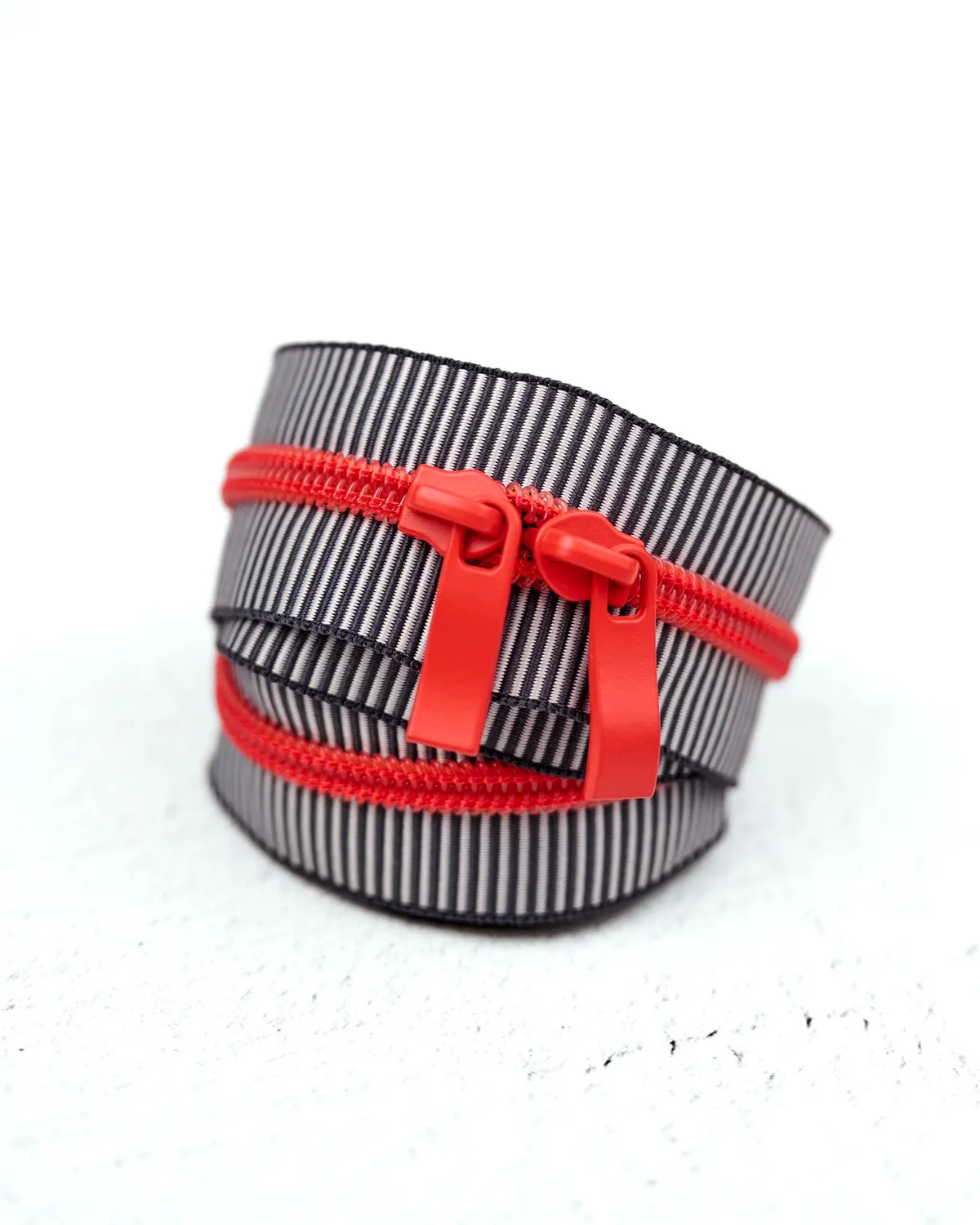 Renaissance Ribbon Firecracker Taschenreißverschluss Nr. 5 2-Wege
