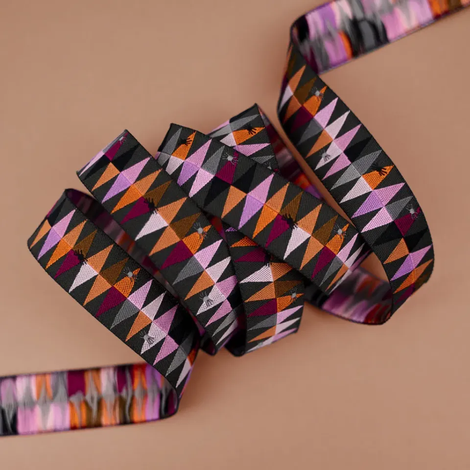 Renaissance Ribbon Enshadow Threadling Webband 22 mm 1 Yard