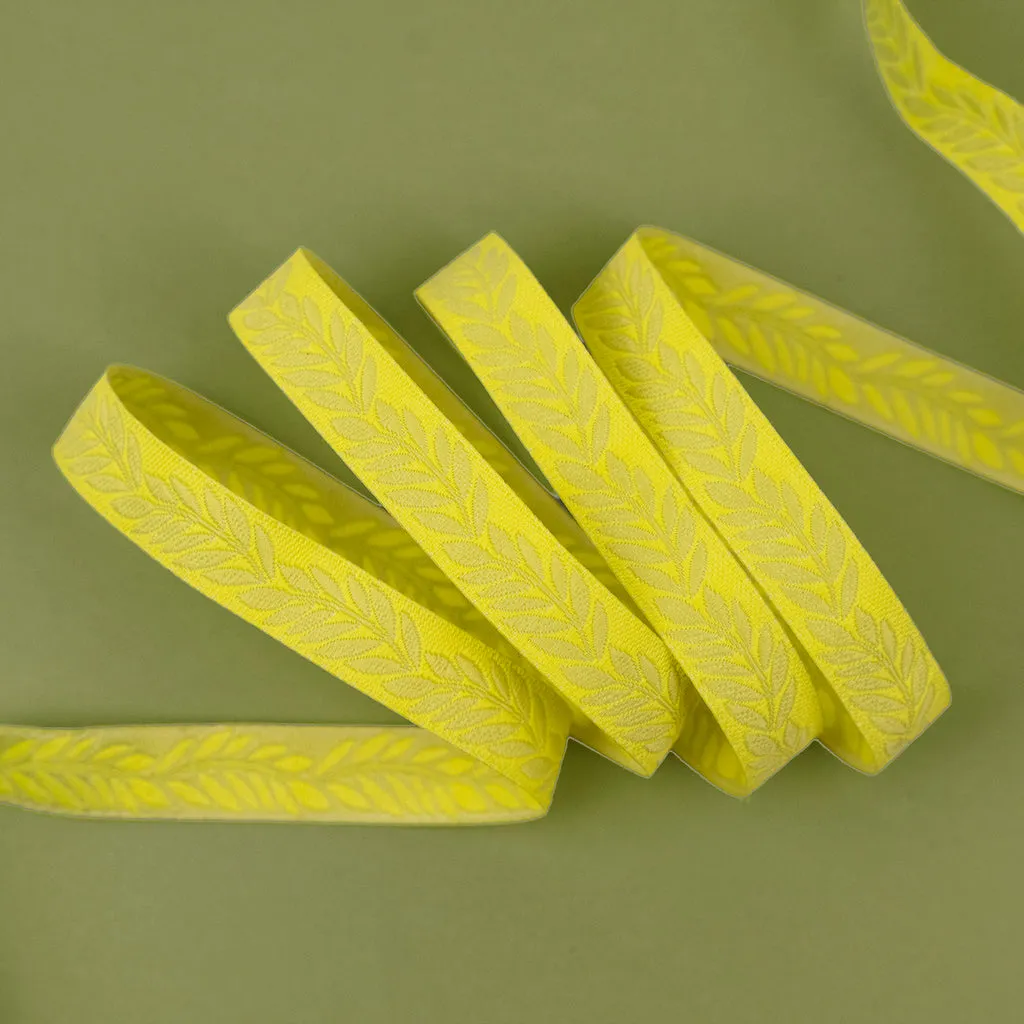 Renaissance Ribbon Foliage Schmuckband 1 Yard Polyester