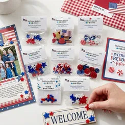 Buttons Galore Patriotic Knopfmix 120 Stück rot-weiß-blau