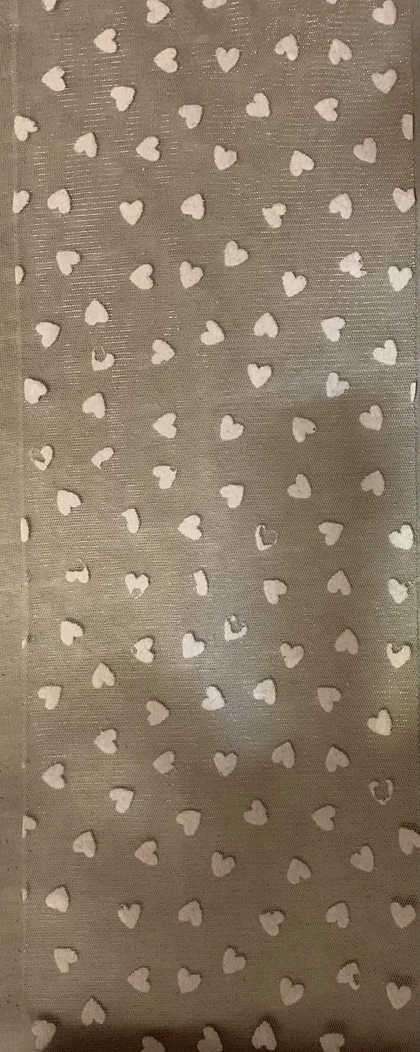 Creativery Tüllstoff mit Samt-Herzen transparent