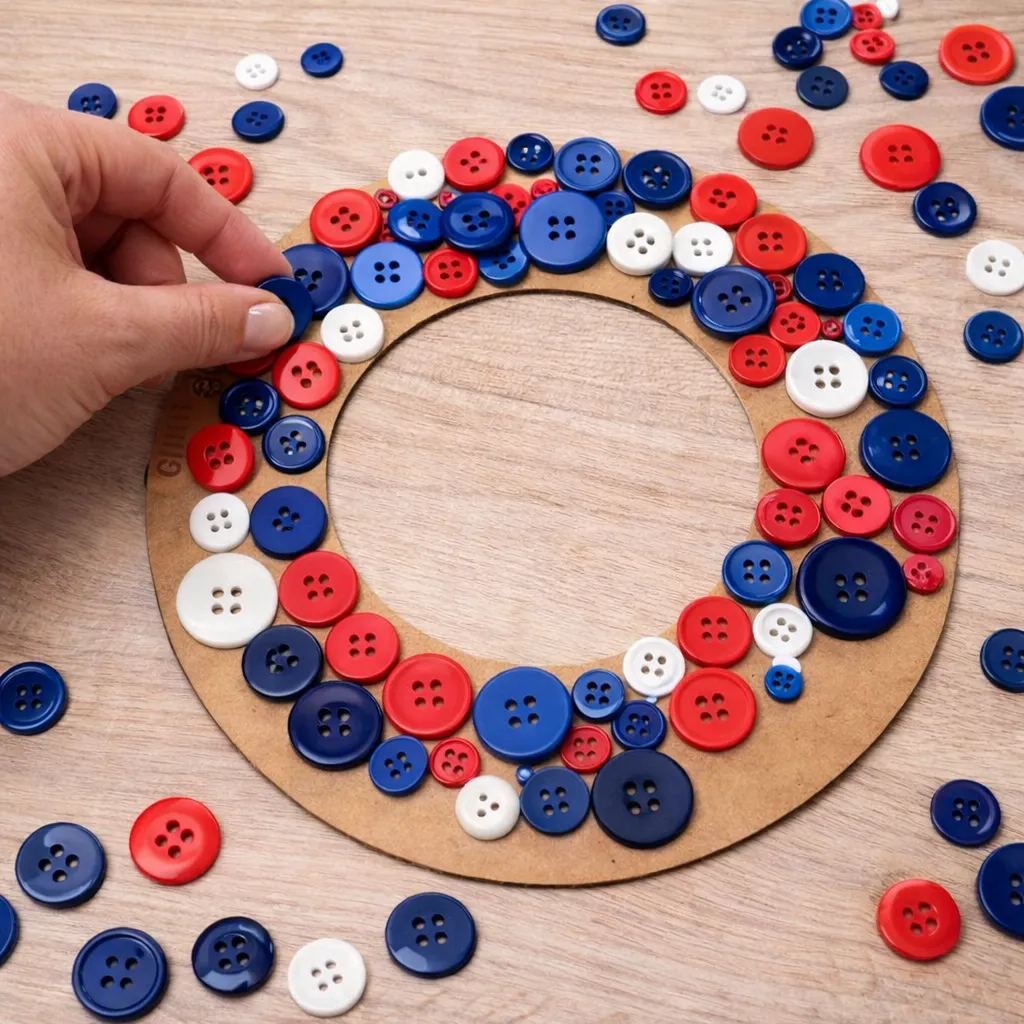 Buttons Galore Patriotic Wreath Bastelset Kranz 20 cm