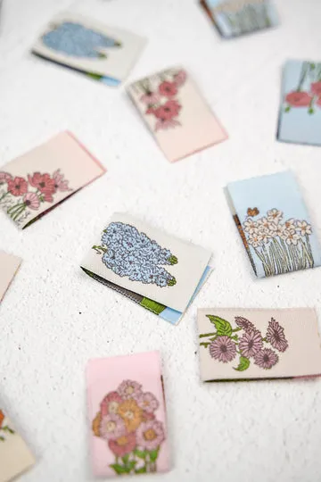 Renaissance Ribbon My Secret Garden Webetiketten 8er Pack floral