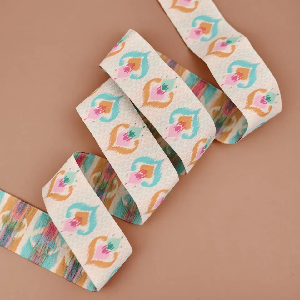Renaissance Ribbon Paradise Garden Ikat Dream Schmuckband 38 mm 1 Yard Weiß