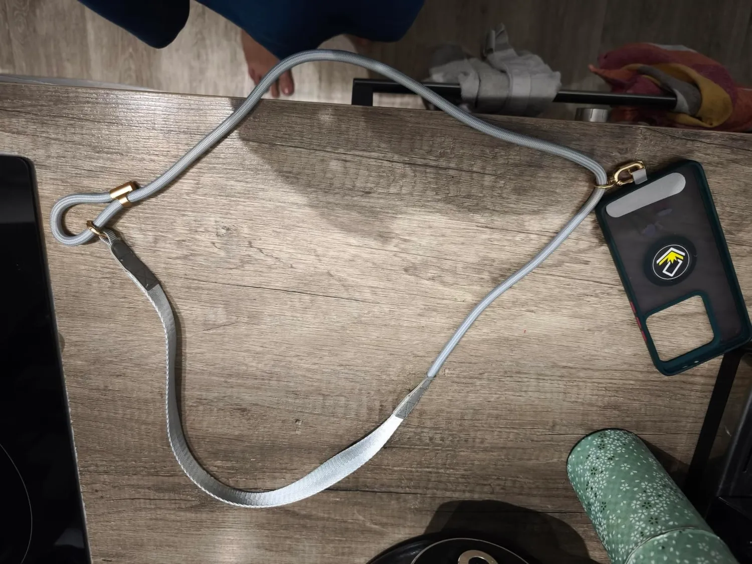 MORSUNBELA Handykette Breit Verstellbar mit Karabiner